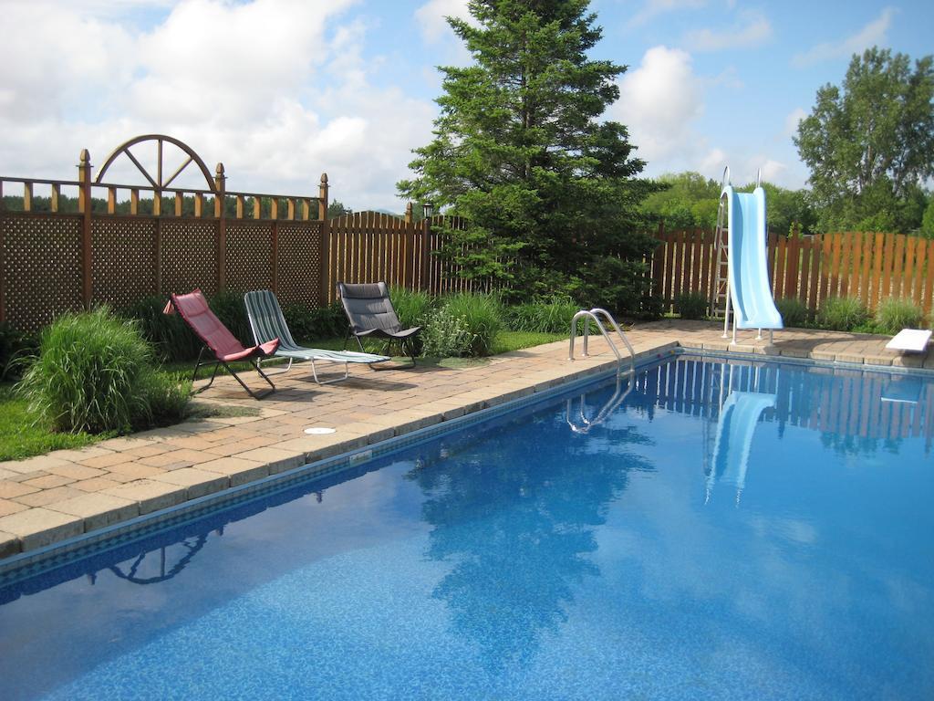 Éden sur Terre Bed and Breakfast Marieville Exterior foto