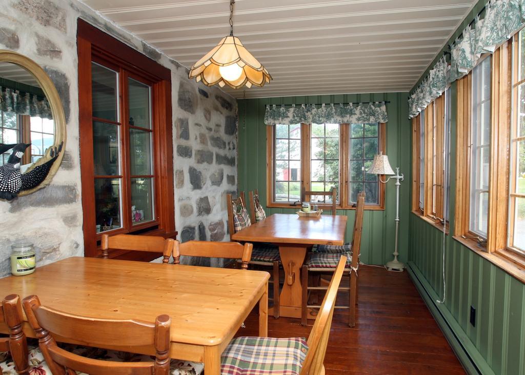 Éden sur Terre Bed and Breakfast Marieville Exterior foto